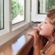 Как сделать деревянные окна безопасными для детей