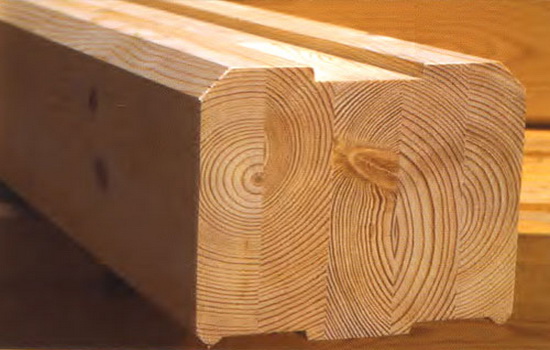 Клееный брус или цельная древесина – что лучше для деревянных окон?