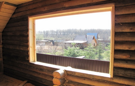 Окосячка пластикового окна в доме из дерева. Зачем она нужна и как делается