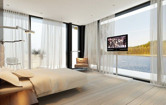 Panoramic-bedroom-windows