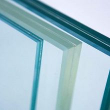 Защитные стекла для окон. Виды и характерные особенности